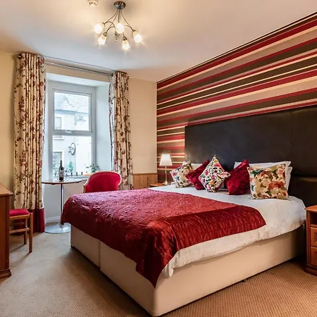 Foley's & Self Catering Homes Гостевой дом Кенмар