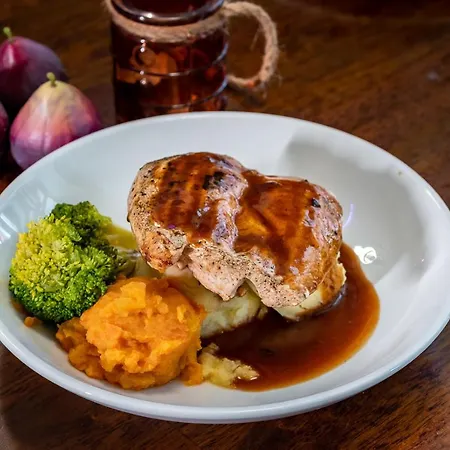 Foley's & Self Catering Homes