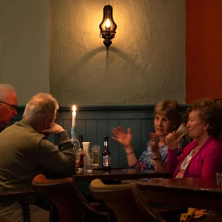 Foley's & Self Catering Homes 3*