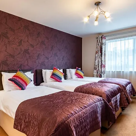 Foley's & Self Catering Homes 3*