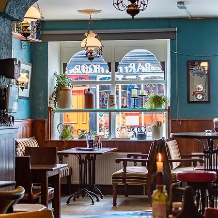 Foley's & Self Catering Homes