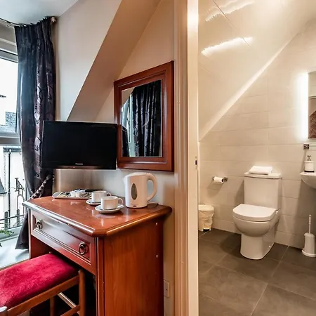 Foley's & Self Catering Homes