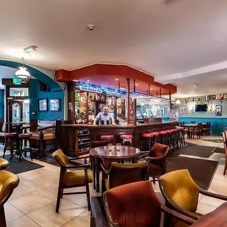 Foley's & Self Catering Homes Гостевой дом 3*