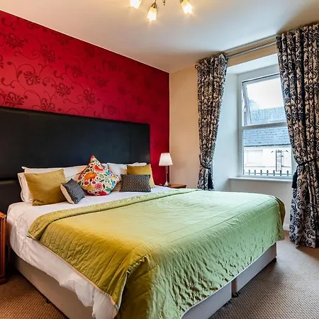 Foley's & Self Catering Homes Гостевой дом