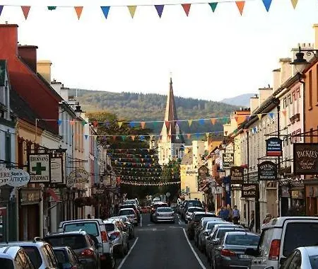 Foley's & Self Catering Homes Kenmare