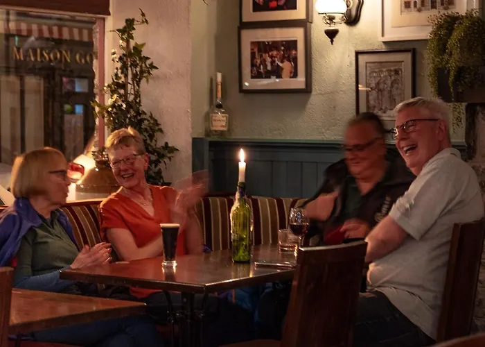 Foley's & Self Catering Homes Gæstehus 3*