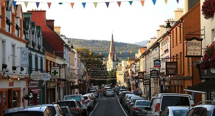 Foley's & Self Catering Homes Kenmare